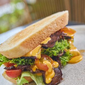 SANDWICHE DE ROAST BEEF